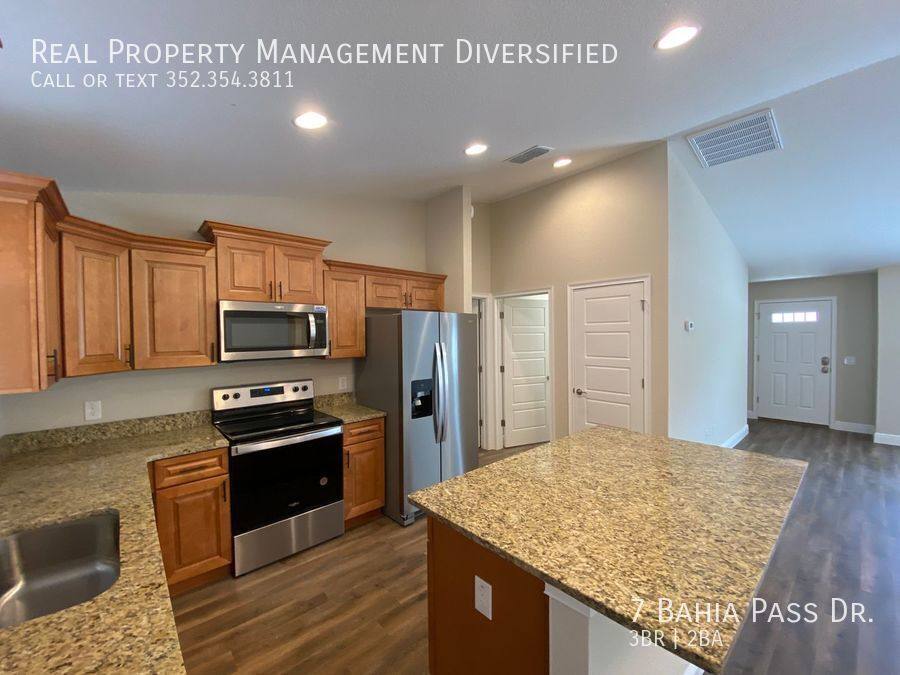 7 Bahia Pass Dr, Ocala, FL 34472 - House for Rent - Image 10