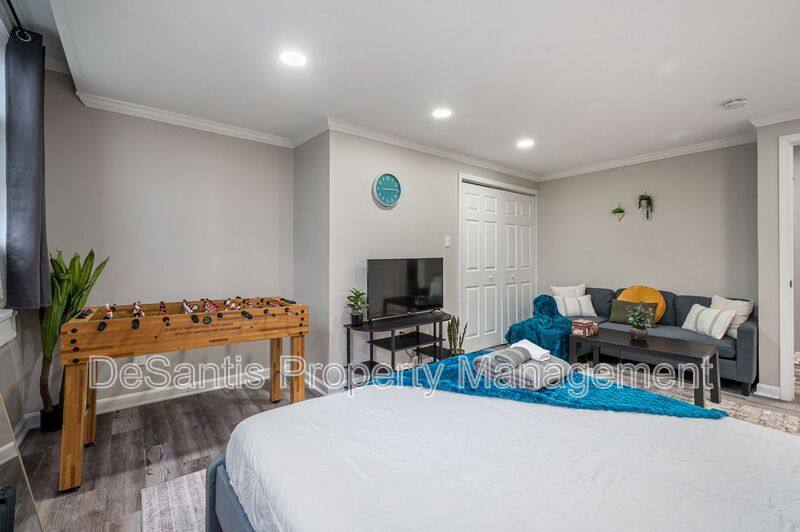 Apartment for rent at 3220 Juliet St #1, Pittsburgh, PA 15213