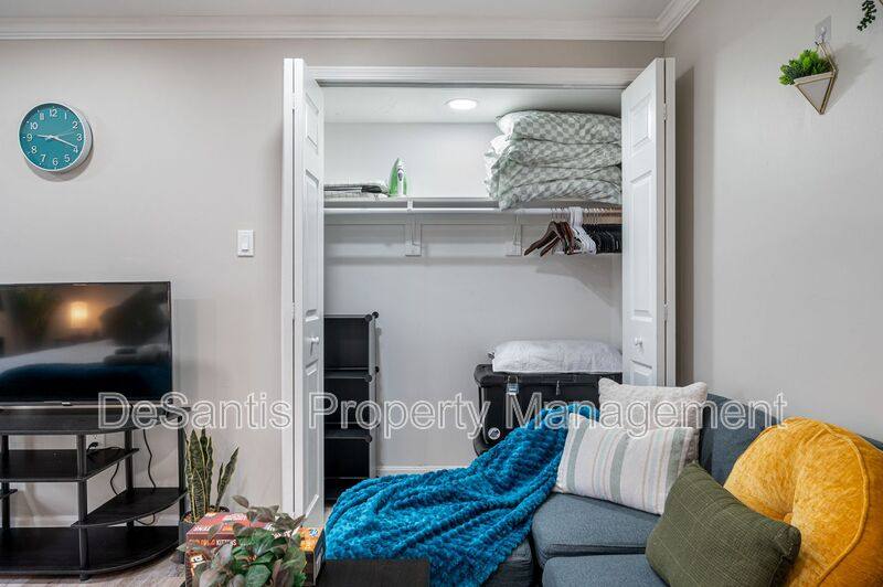 Apartment for rent at 3220 Juliet St #1, Pittsburgh, PA 15213