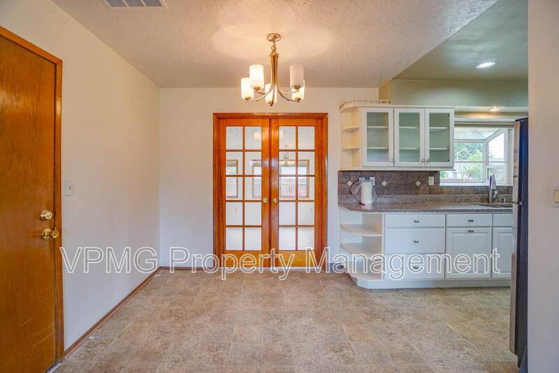 House for rent at 705 NE 94th Ave, Vancouver, WA 98664