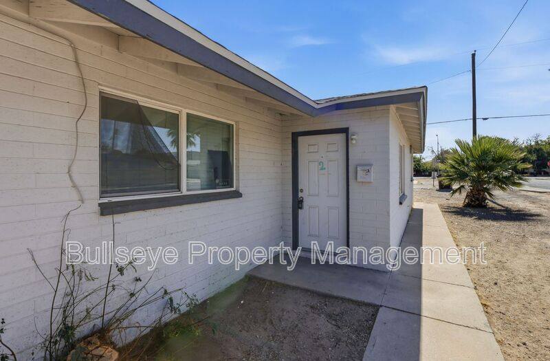 House for rent at 5645 S 6th St #2, Phoenix, AZ 85040