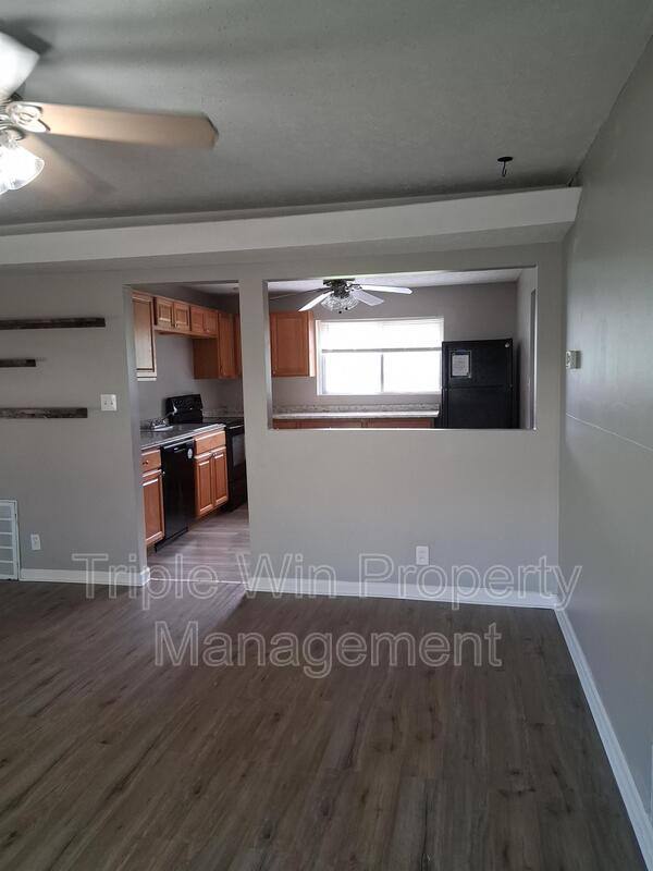 House for rent at 468 June Dr, Arnold, MO 63010