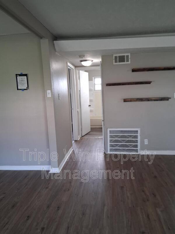 House for rent at 468 June Dr, Arnold, MO 63010