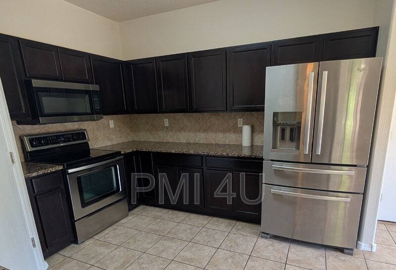 Townhouse for rent at 10835 Crissy Field Way NE, Albuquerque, NM 87123