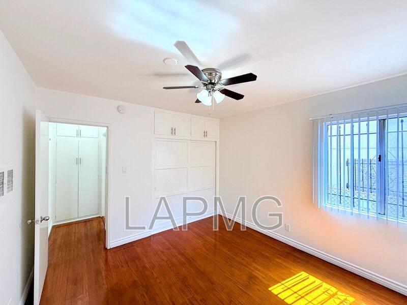 Apartment for rent at 4948 Rosewood Ave #4, Los Angeles, CA 90029