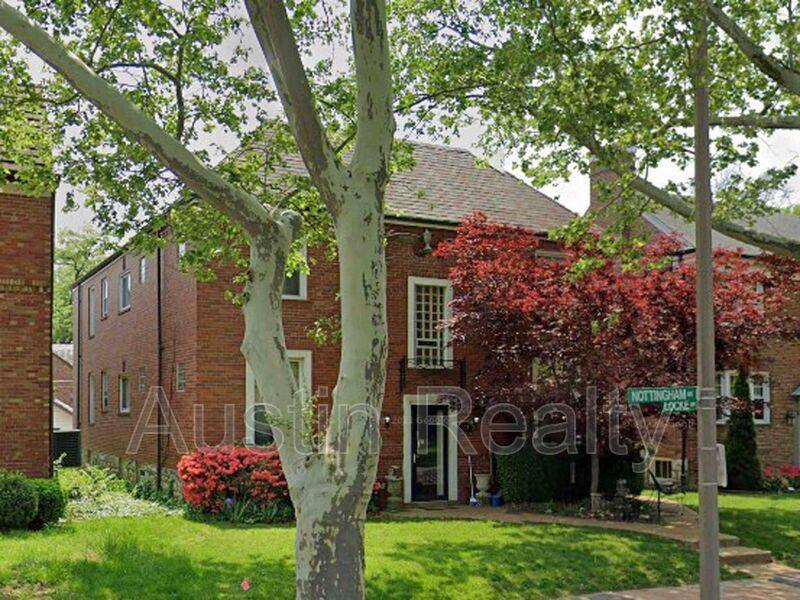 Apartment for rent at 5834 Nottingham Ave #2W, Saint Louis, MO 63109