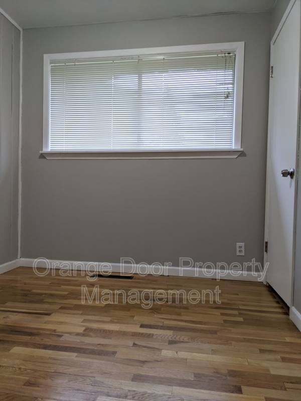 Apartment for rent at 1611 Wheeler St S #1, Tacoma, WA 98444