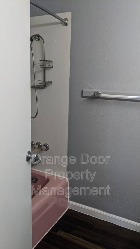 Apartment for rent at 1613 Wheeler St S, Tacoma, WA 98444