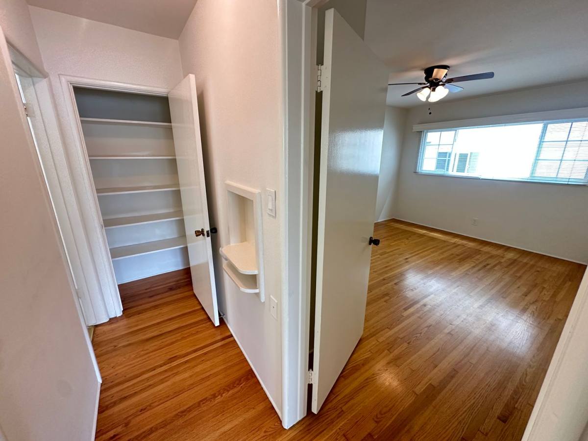 Apartment for rent at 150 Saint Joseph Ave, Long Beach, CA 90803