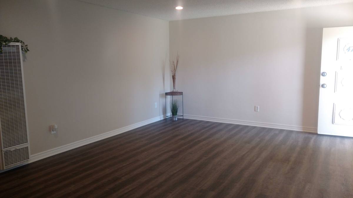 Apartment for rent at 2540 W Ball Rd, Anaheim, CA 92804
