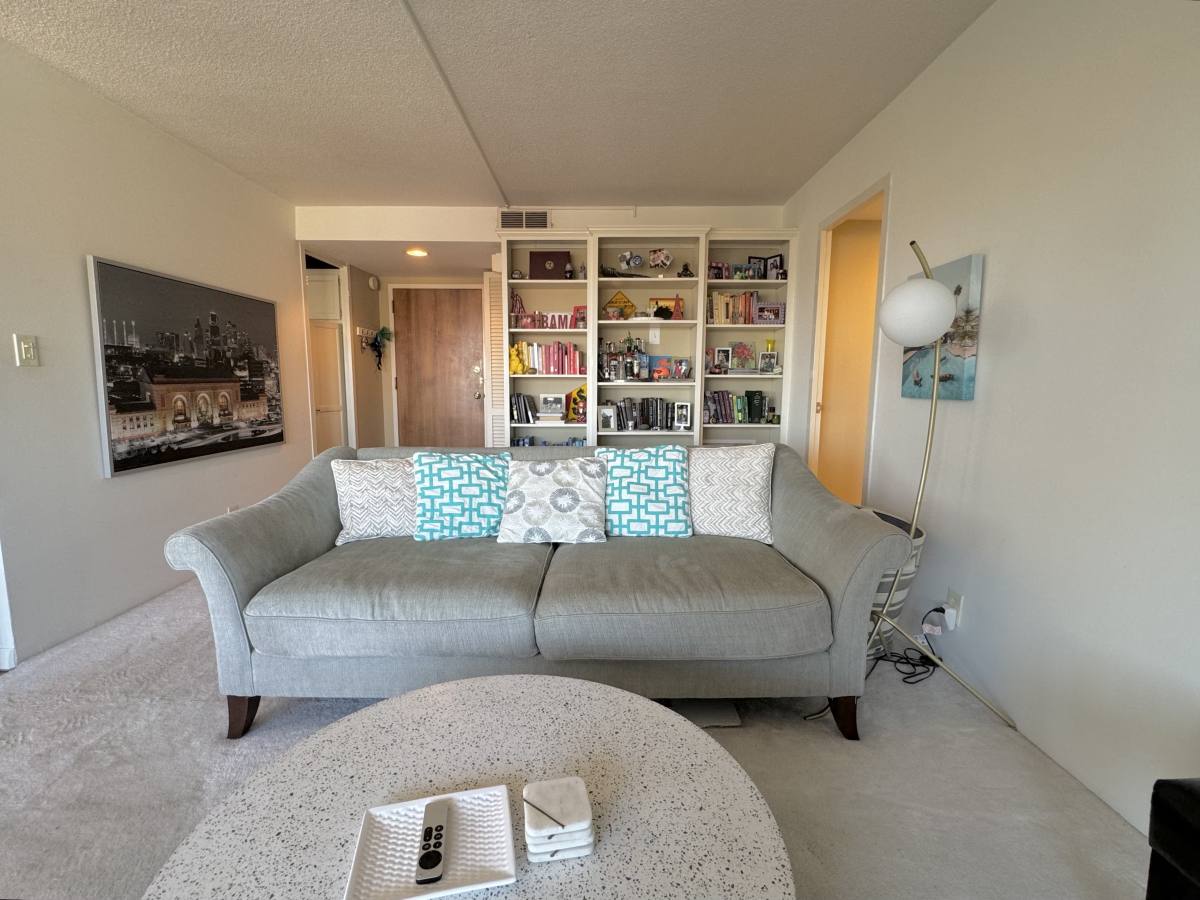 Apartment for rent at 4545 Wornall Rd #1108, Kansas City, MO 64111