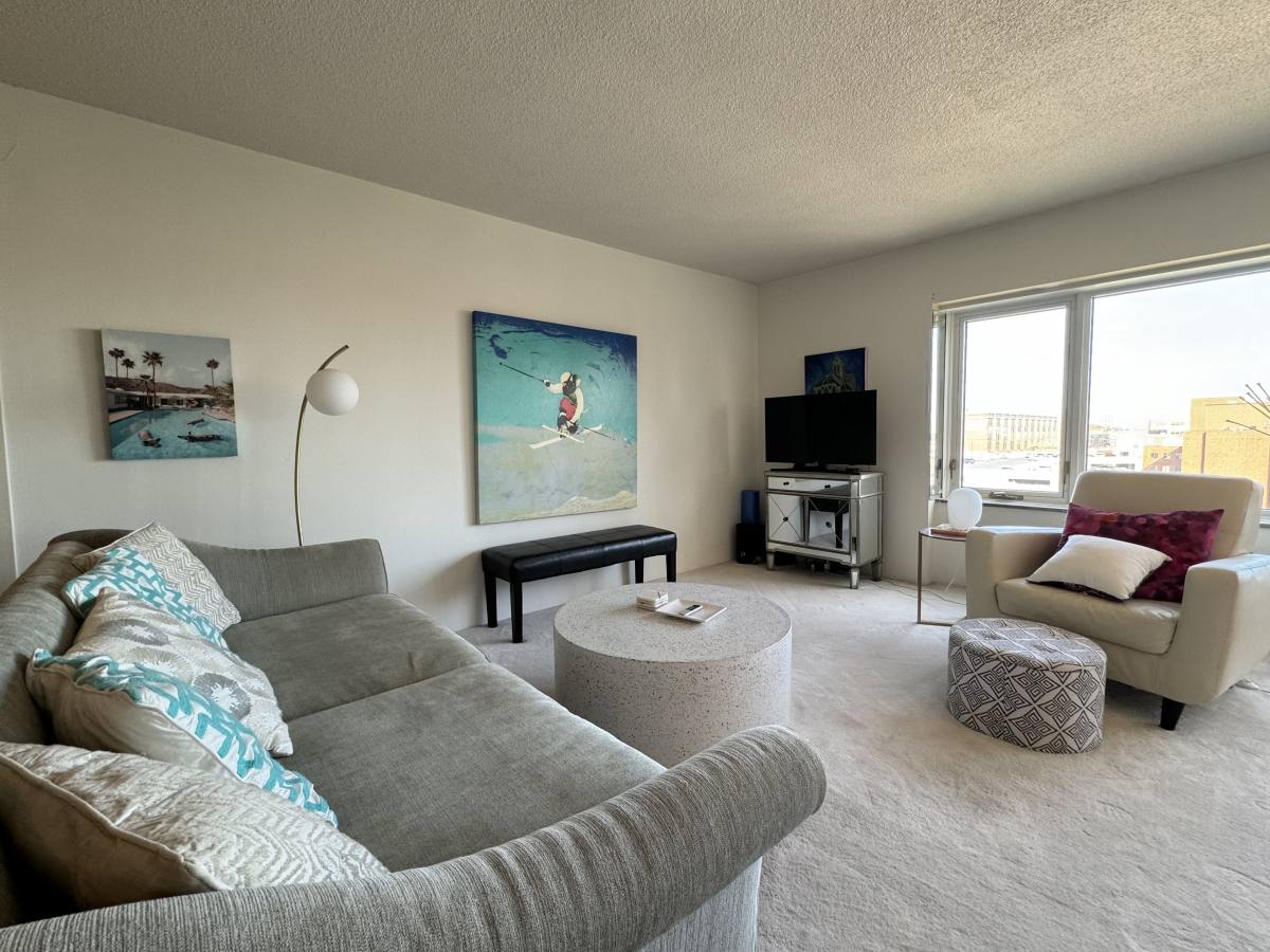 Apartment for rent at 4545 Wornall Rd #1108, Kansas City, MO 64111