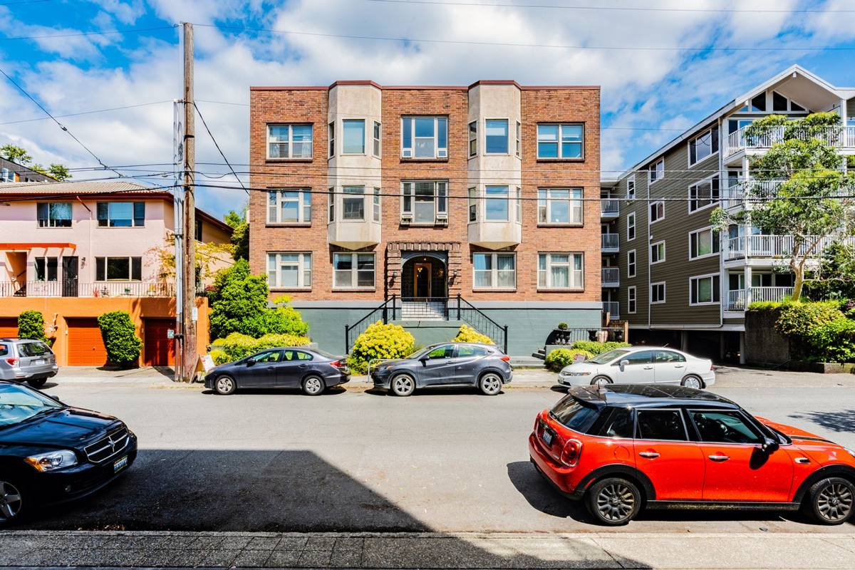 Apartment for rent at 320 Summit Ave E, Seattle, WA 98102