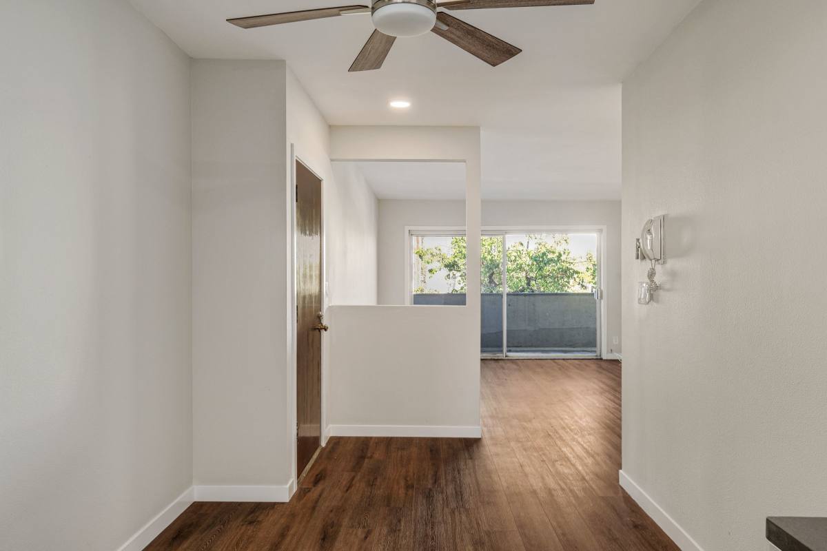 Apartment for rent at 1342 Harvard St #201, Santa Monica, CA 90404