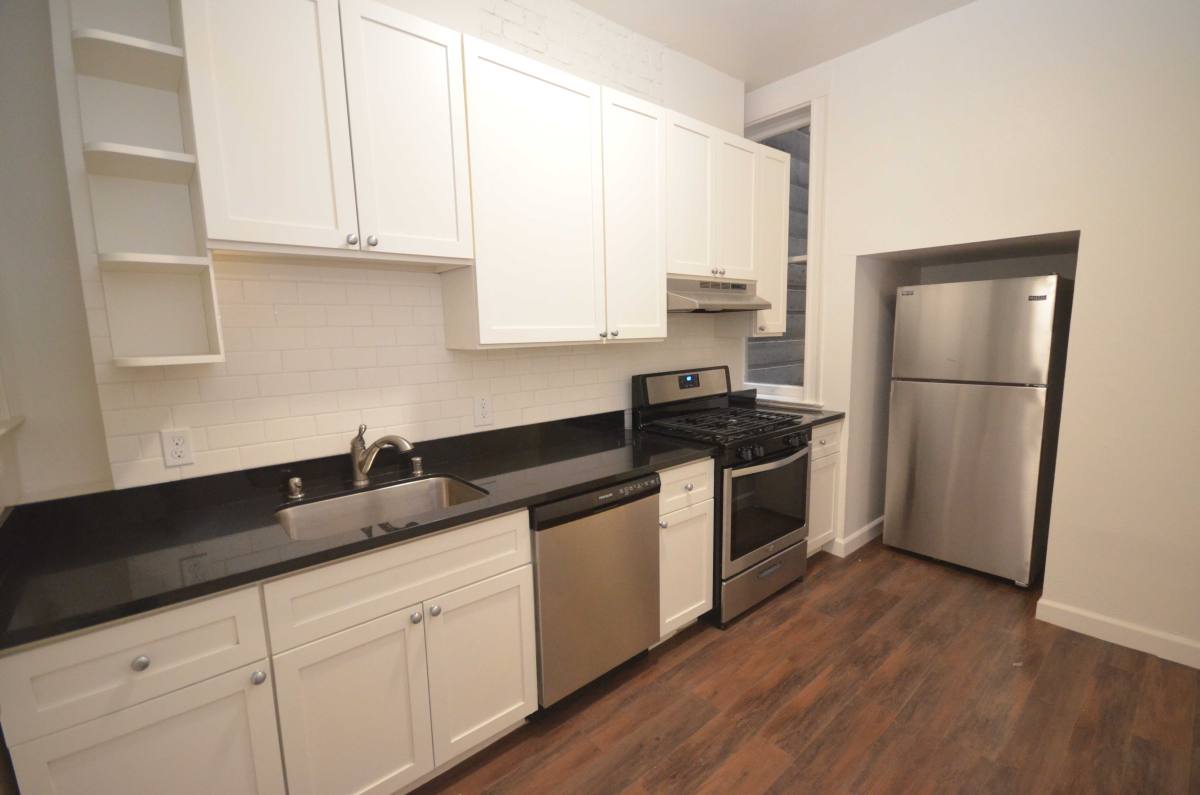 Apartment for rent at 1972 Post St, San Francisco, CA 94115