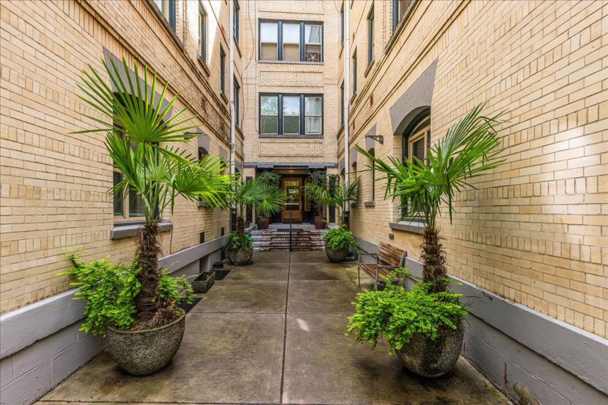 Apartment for rent at 10 NW 20th Ave, Portland, OR 97209