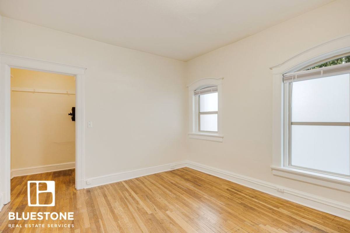 Apartment for rent at 10 NW 20th Ave, Portland, OR 97209