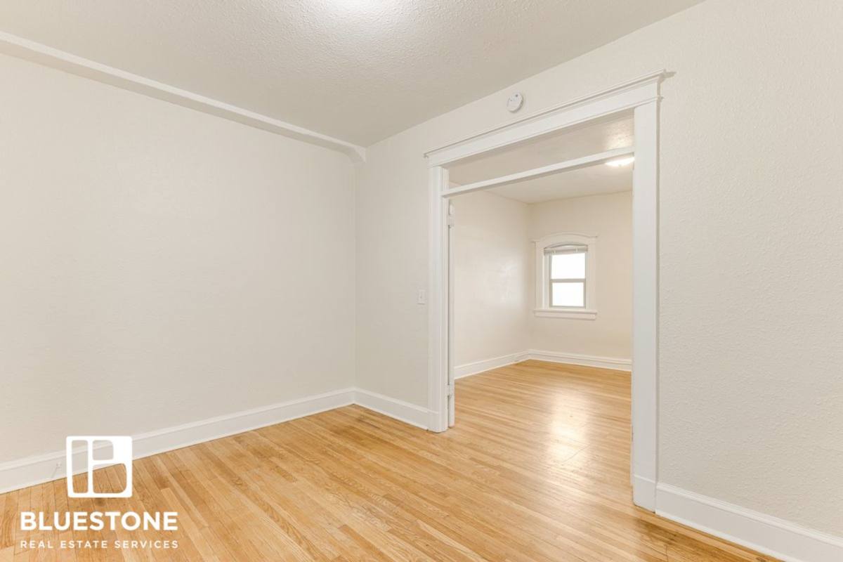 Apartment for rent at 10 NW 20th Ave, Portland, OR 97209