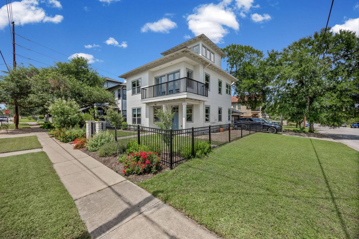 House for rent at 1301 San Bernard St, Austin, TX 78702