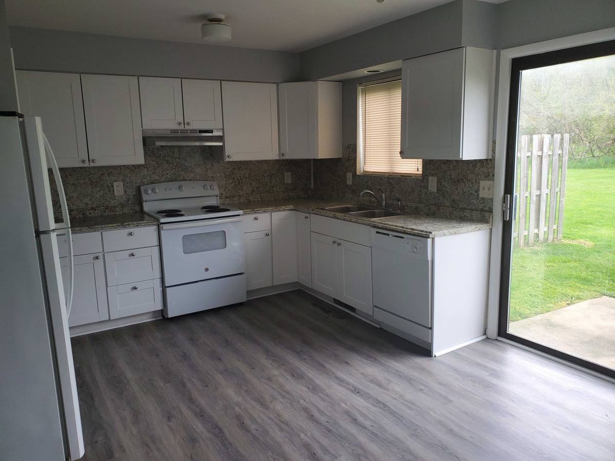 Townhouse for rent at 7297 Liggett St #2B, Kalamazoo, MI 49048