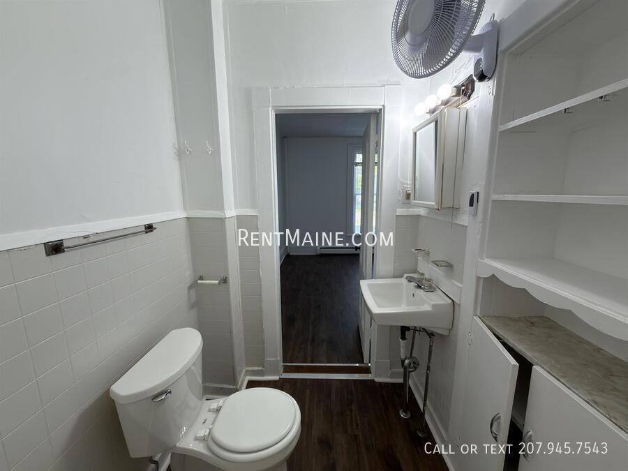 Apartment for rent at 32 Coombs St #2, Bangor, ME 04401