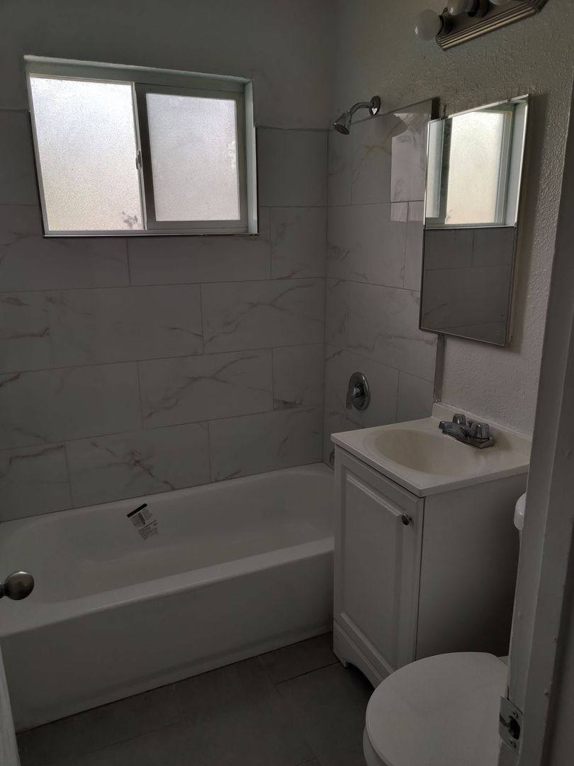 Apartment for rent at 2032 W Linden St, Riverside, CA 92507