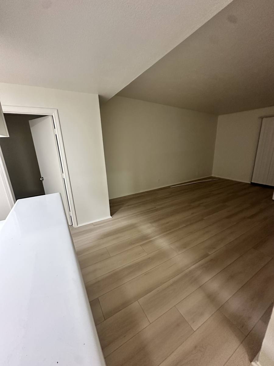 Apartment for rent at 7040 Haskell Ave, Van Nuys, CA 91406