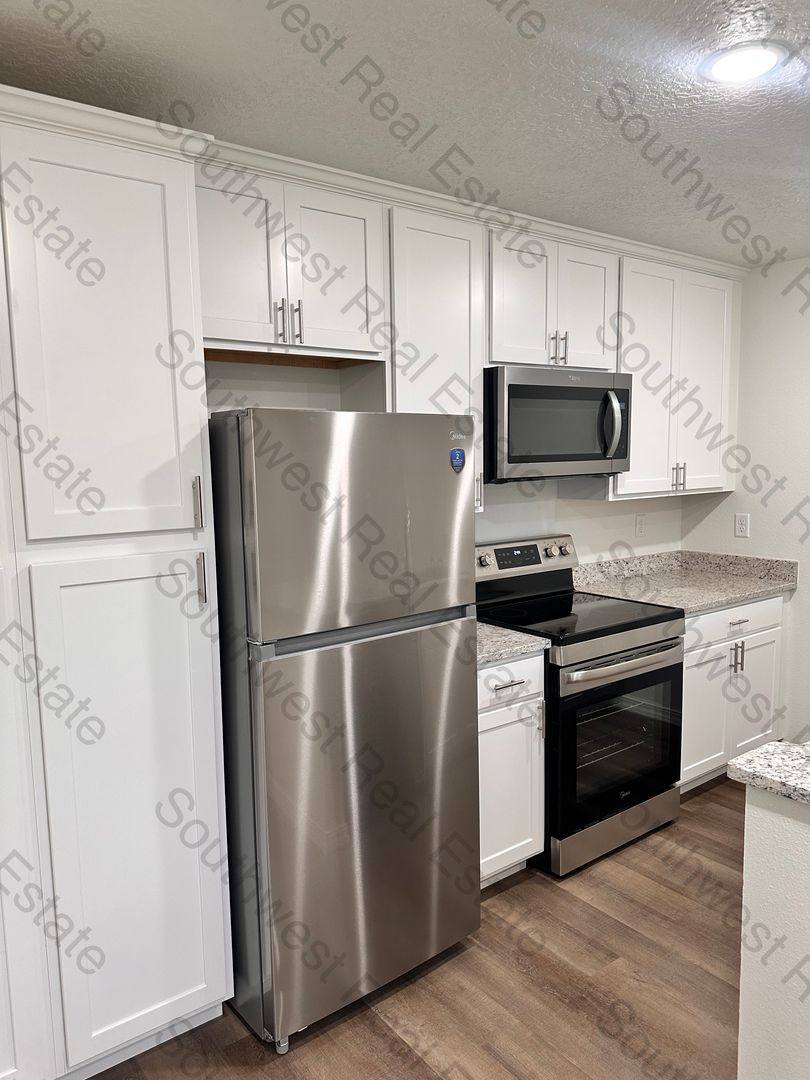 Apartment for rent at 2101 Bobwhite, Clovis, NM 88101