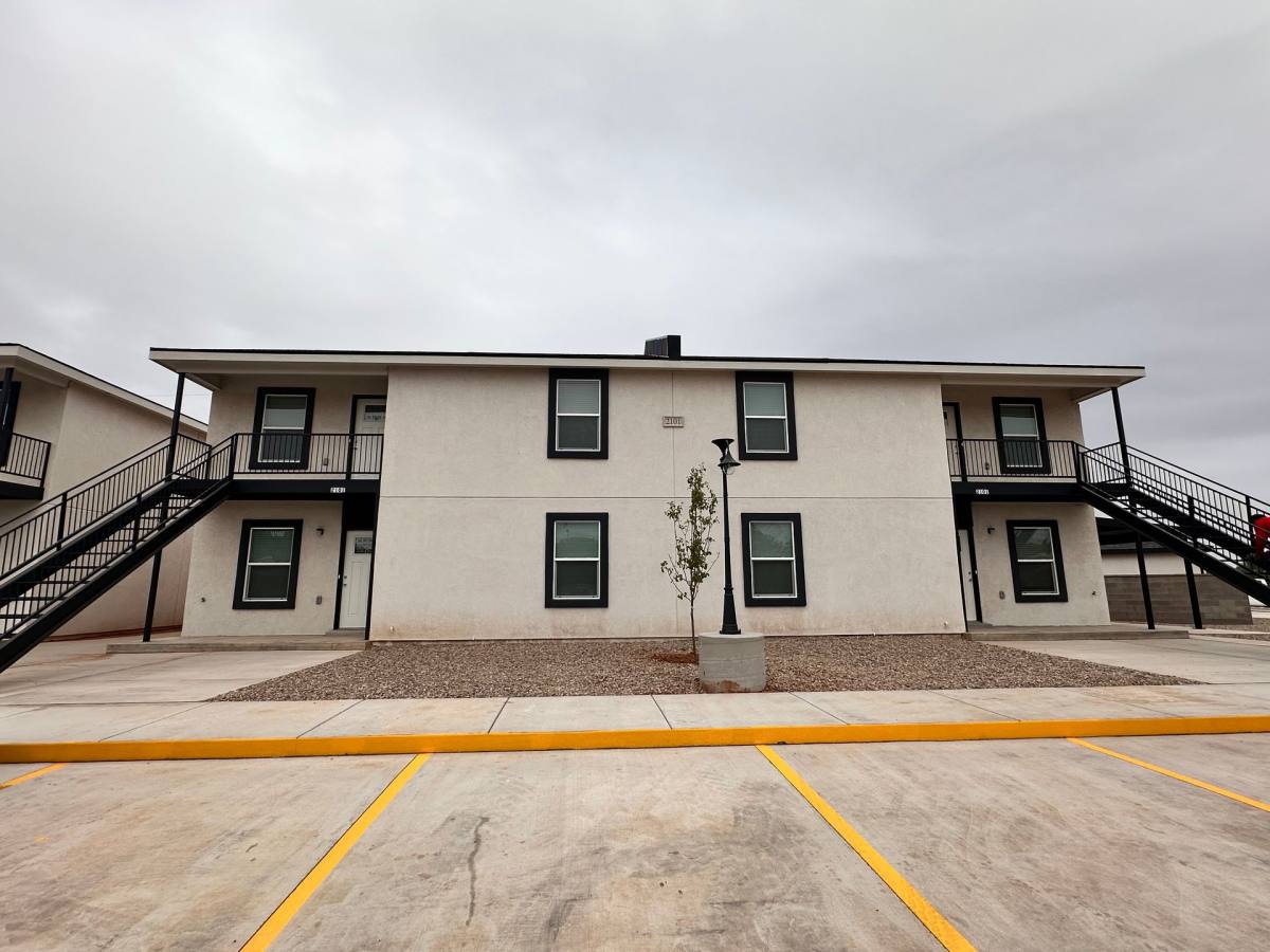 Apartment for rent at 2101 Bobwhite, Clovis, NM 88101