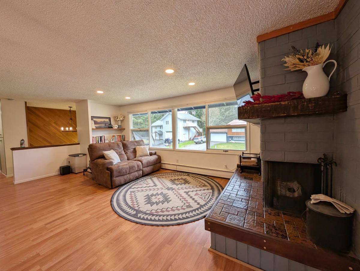 House for rent at 8221 Birch Lane, Juneau, AK 99801