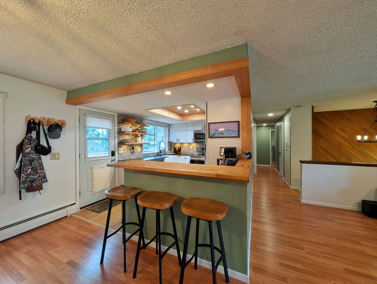 House for rent at 8221 Birch Lane, Juneau, AK 99801