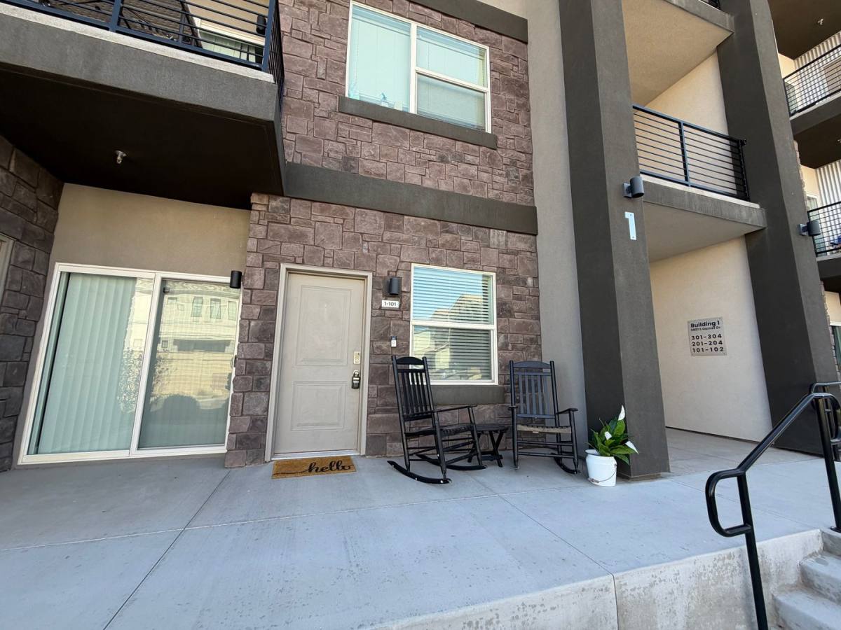 Apartment for rent at 5801 S Garnet Dr, Saint George, UT 84790