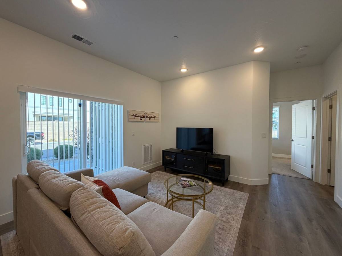 Apartment for rent at 5801 S Garnet Dr, Saint George, UT 84790