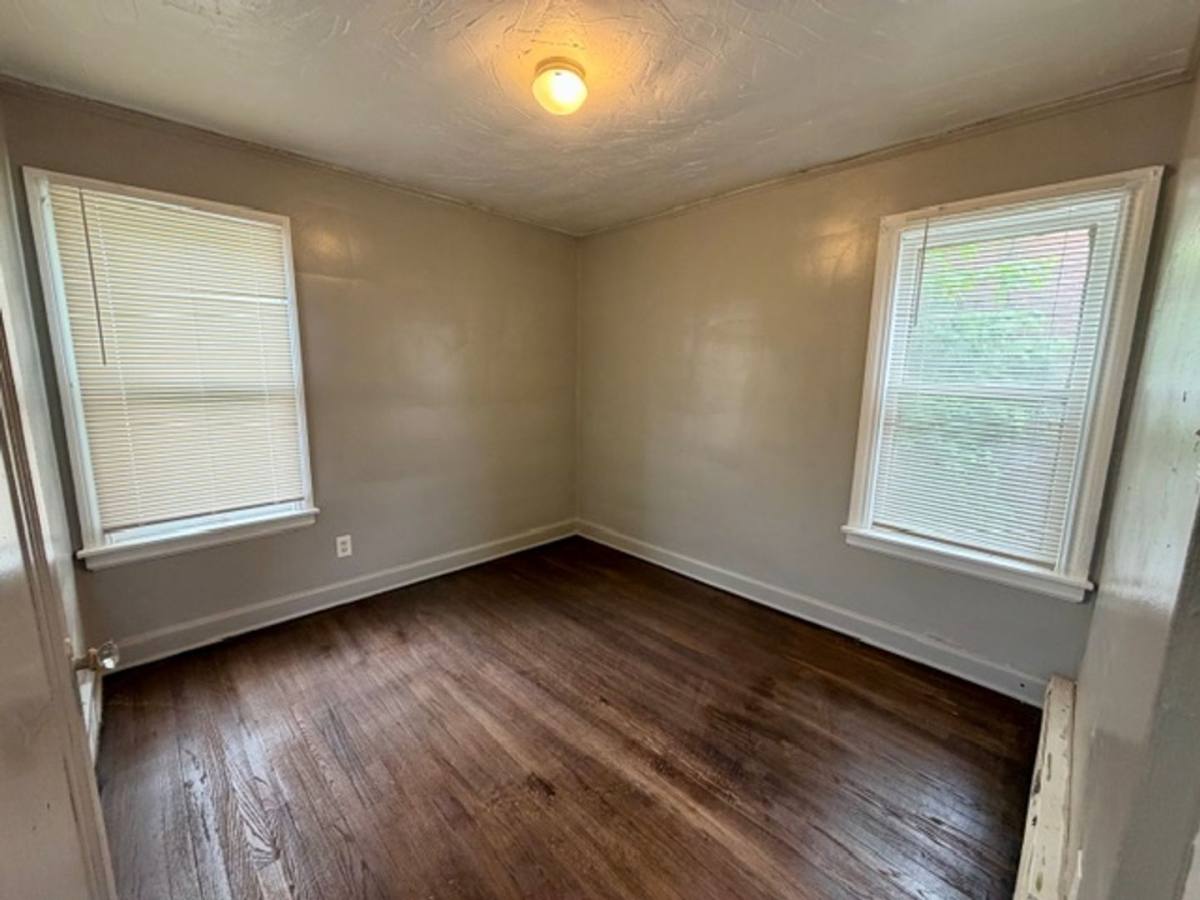 Apartment for rent at 9516 Wayburn, Detroit, MI 48224