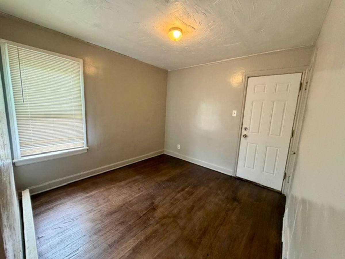 Apartment for rent at 9516 Wayburn, Detroit, MI 48224
