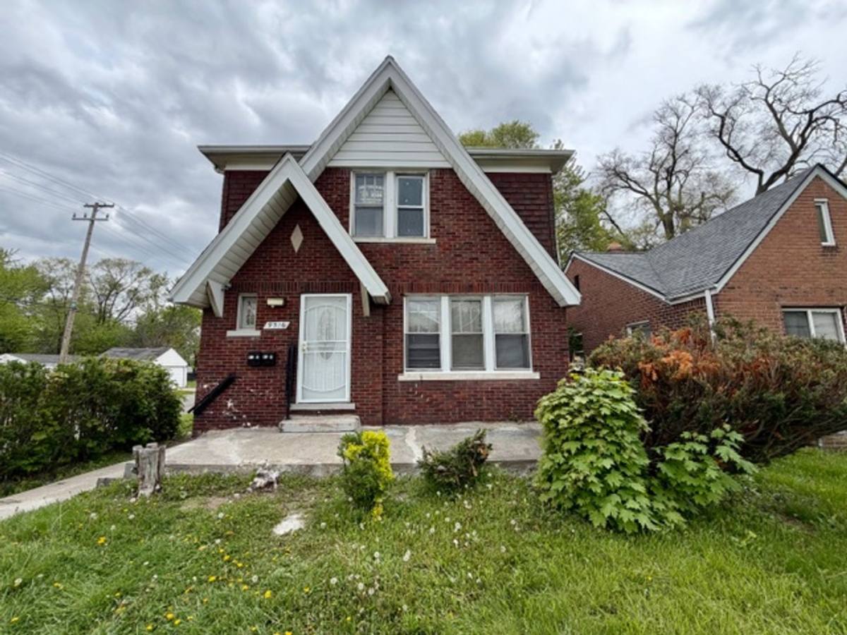 Apartment for rent at 9516 Wayburn, Detroit, MI 48224
