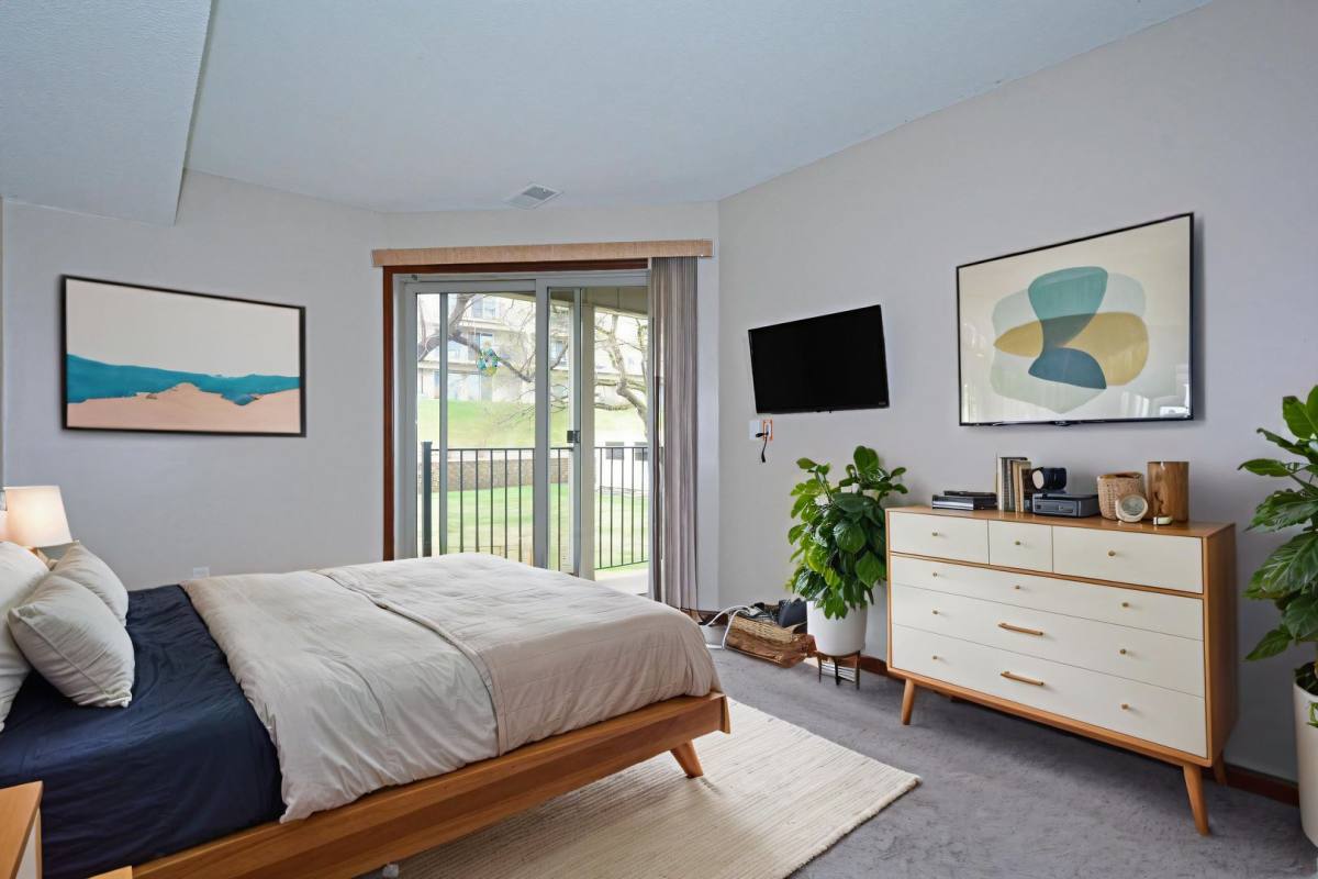 Condo for rent at 6351 Saint Croix Trail N, Stillwater, MN 55082