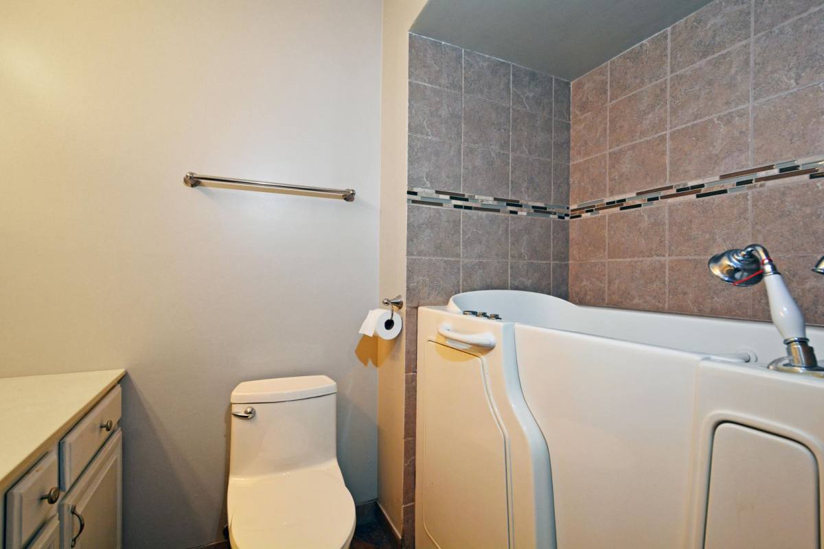 Condo for rent at 6351 Saint Croix Trail N, Stillwater, MN 55082