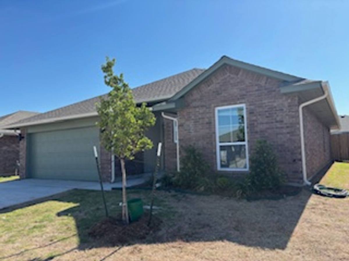 House for rent at 18216 Austin Court, Edmond, OK 73012