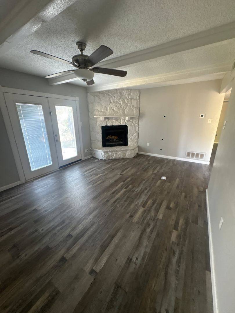House for rent at 5416 Spring Willowdrive, Arlington, TX 76018