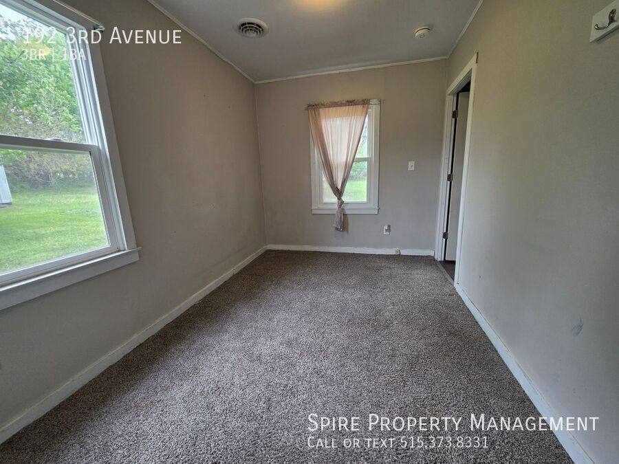 House for rent at 192 3rd Ave, Marion, IA 52302