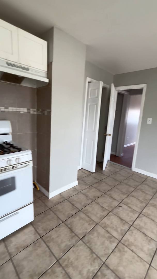 Apartment for rent at 549 Summer Ave, Paterson, NJ 07501