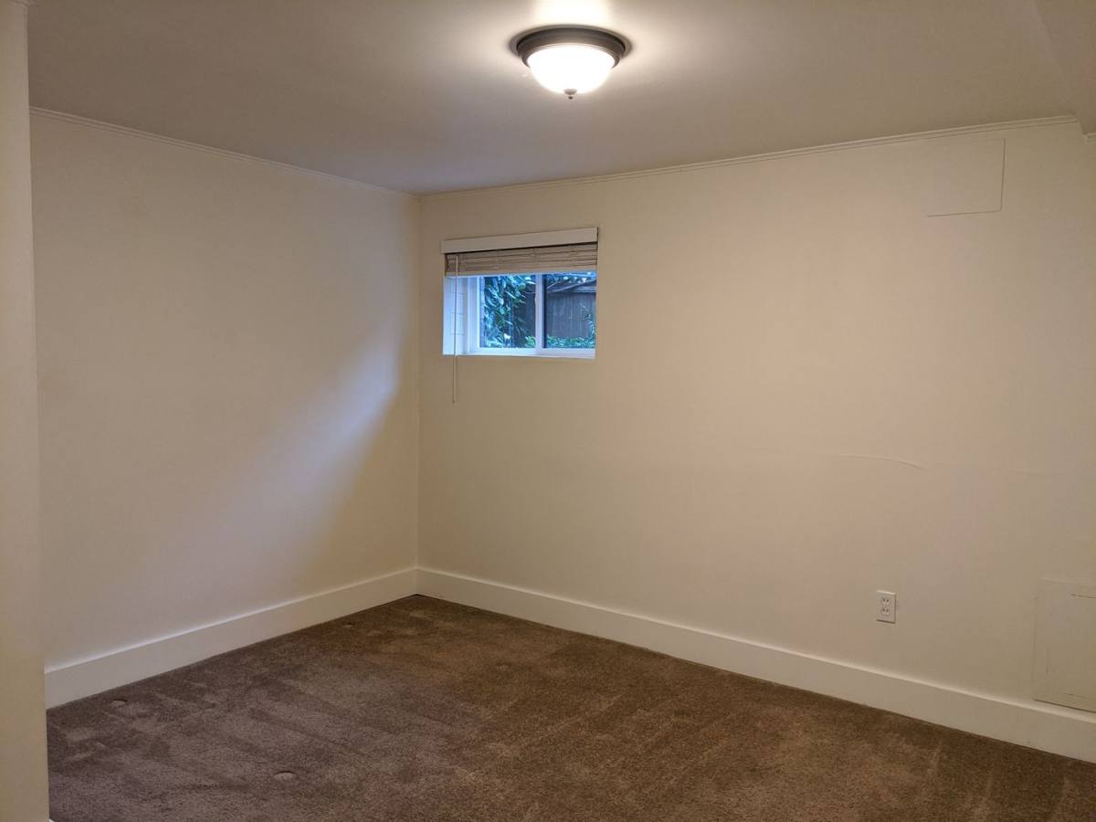Apartment for rent at 1627 10th Ave W, Seattle, WA 98119