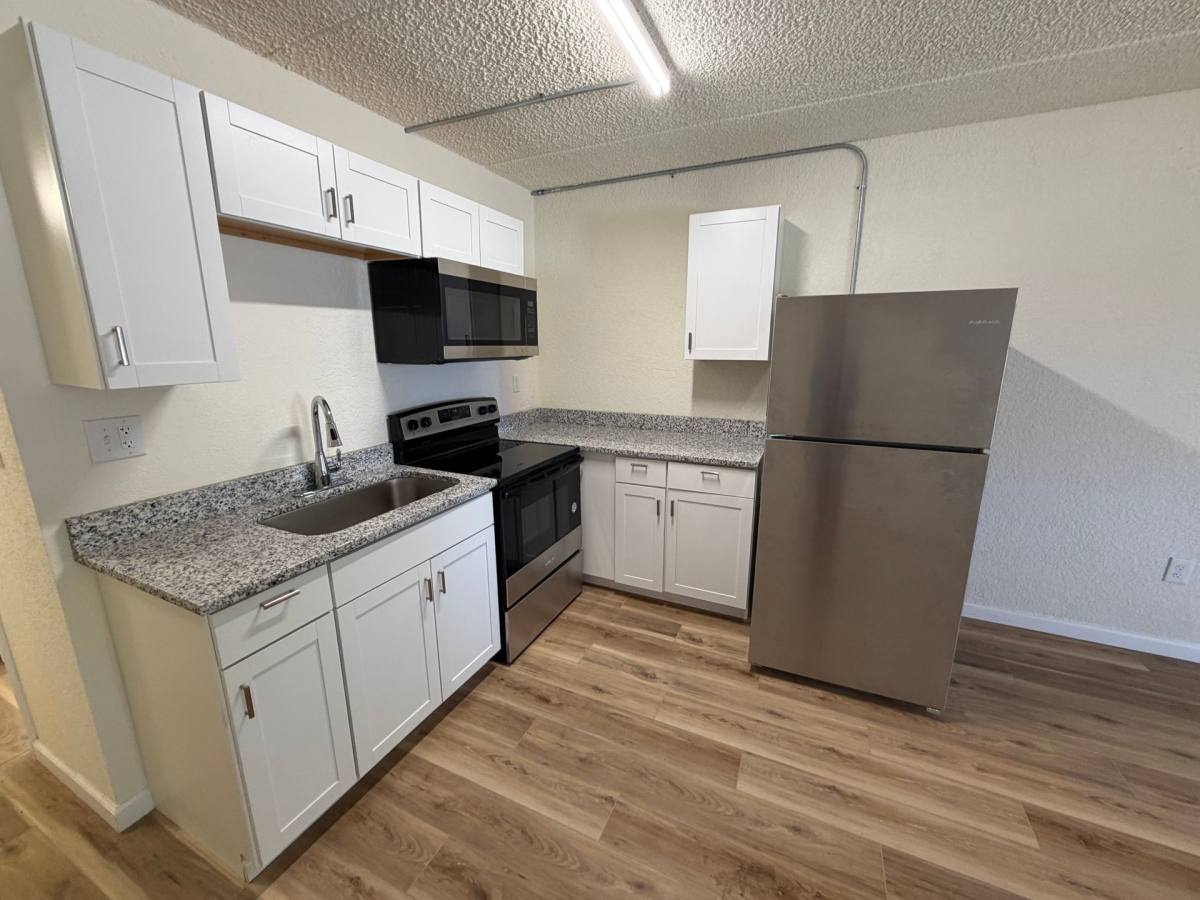 Apartment for rent at 1280 Whitfield Ave, Sarasota, FL 34243