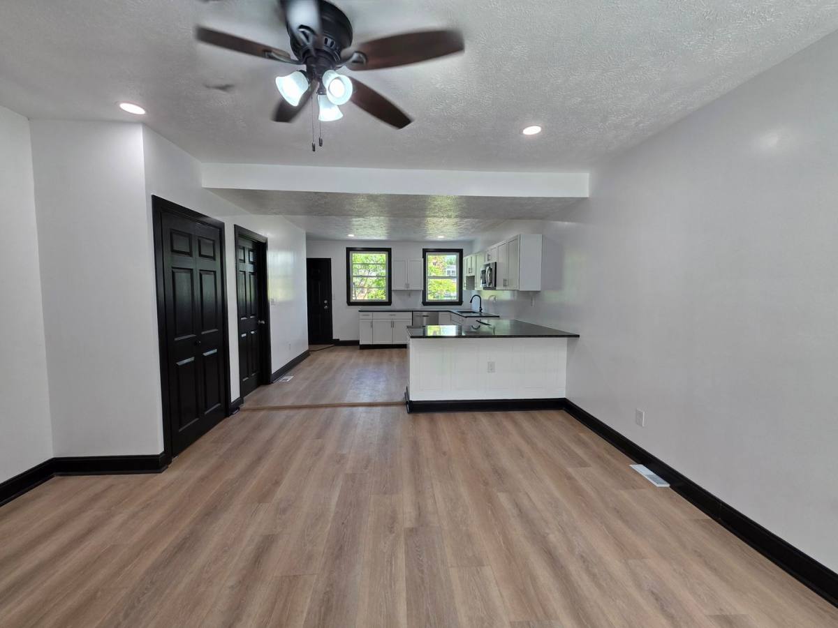 House for rent at 1111 Freyberg St, Pittsburgh, PA 15203