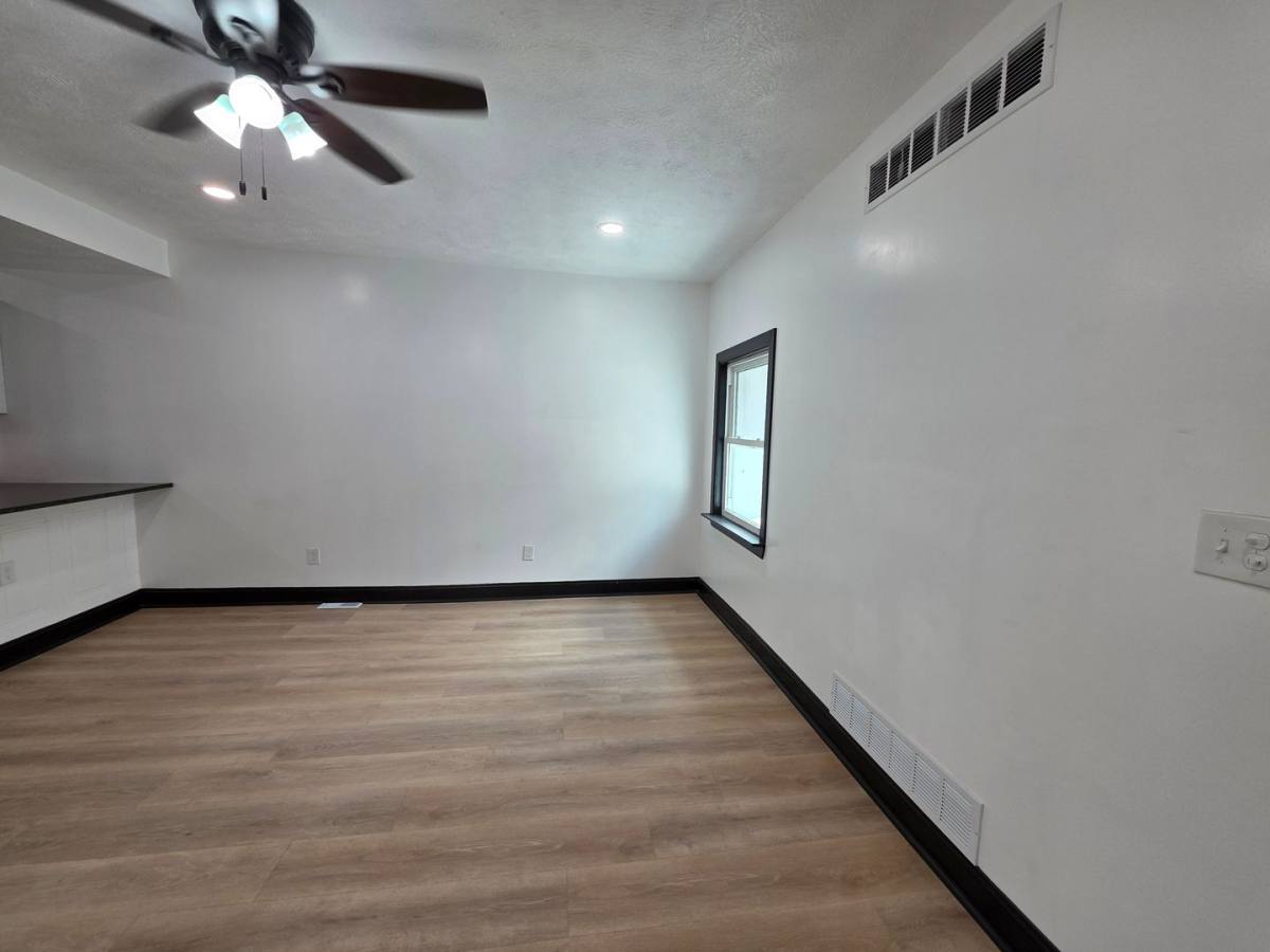 House for rent at 1111 Freyberg St, Pittsburgh, PA 15203