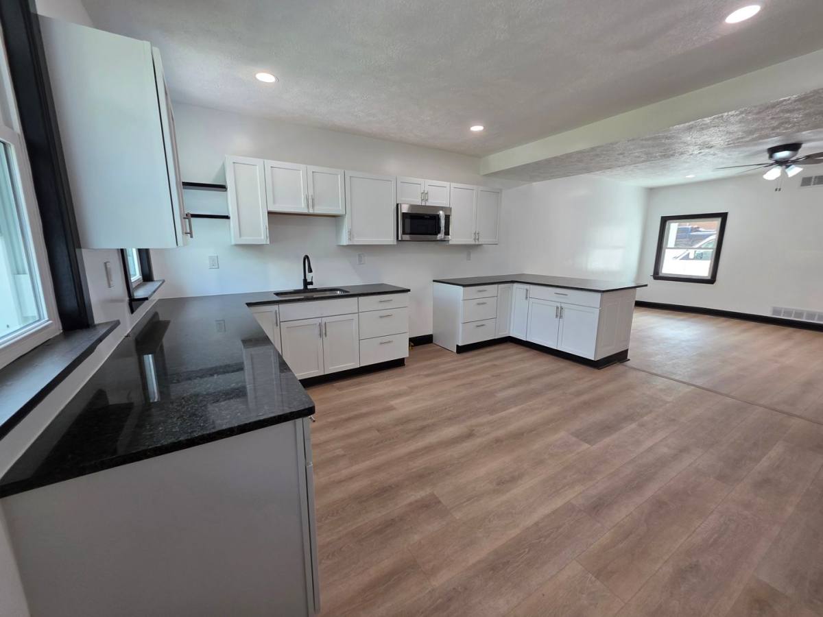 House for rent at 1111 Freyberg St, Pittsburgh, PA 15203