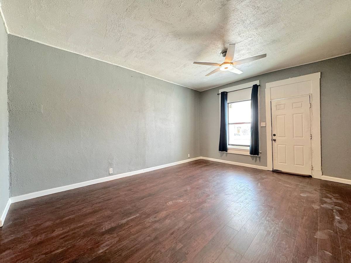 Apartment for rent at 3906 Tularosa, El Paso, TX 79903