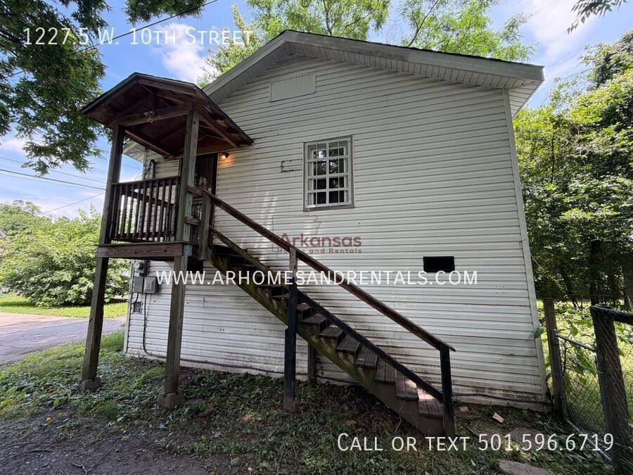 Apartment for rent at 12275 W 10th St, North Little Rock, AR 72114