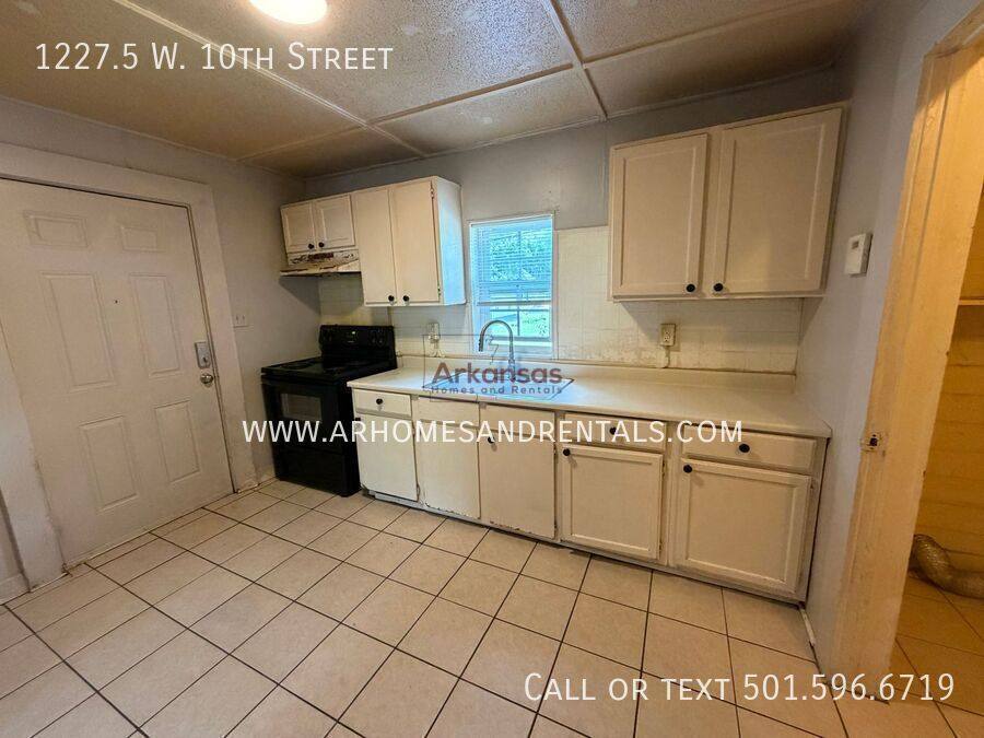 Apartment for rent at 12275 W 10th St, North Little Rock, AR 72114